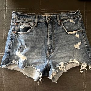 Abercrombie The Mom Short High Rise
